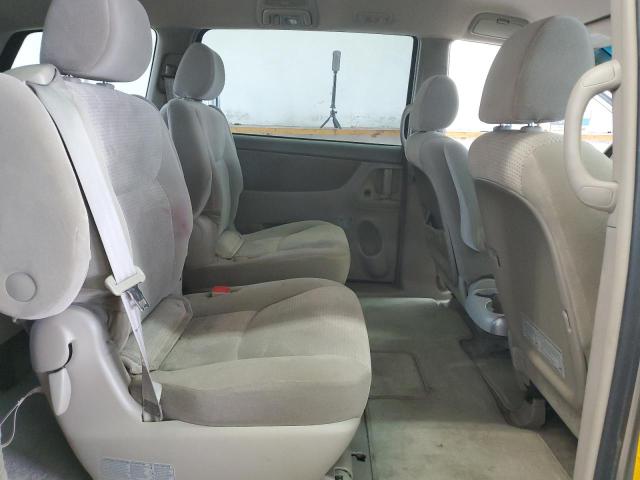 Photo 10 VIN: 5TDZK23C27S003203 - TOYOTA SIENNA CE 