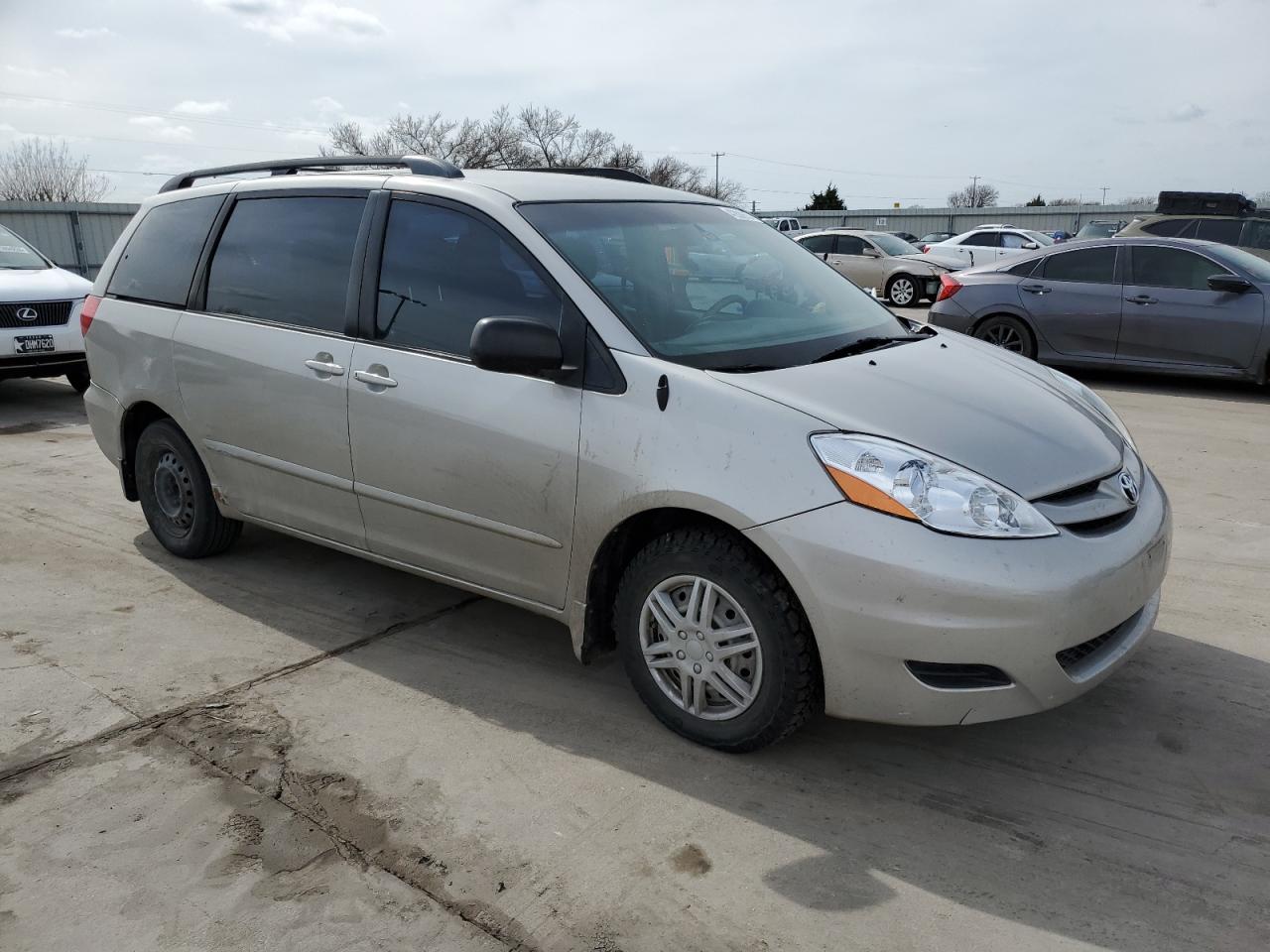 Photo 3 VIN: 5TDZK23C27S054524 - TOYOTA SIENNA 