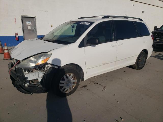 Photo 0 VIN: 5TDZK23C27S094327 - TOYOTA SIENNA CE 