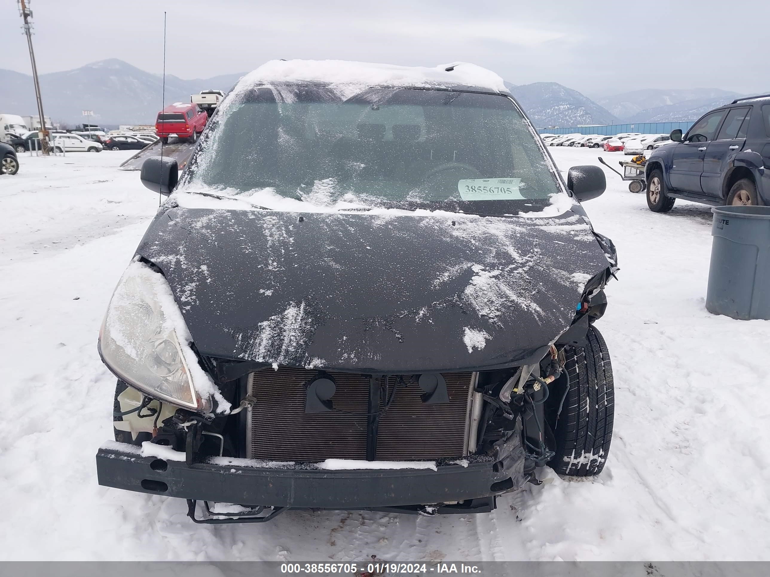 Photo 12 VIN: 5TDZK23C28S111788 - TOYOTA SIENNA 