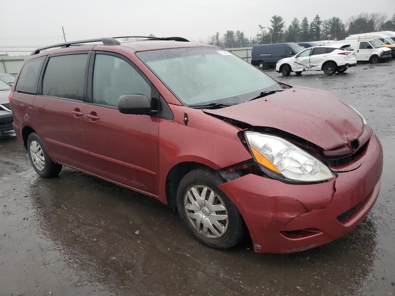 Photo 3 VIN: 5TDZK23C28S190511 - TOYOTA SIENNA 