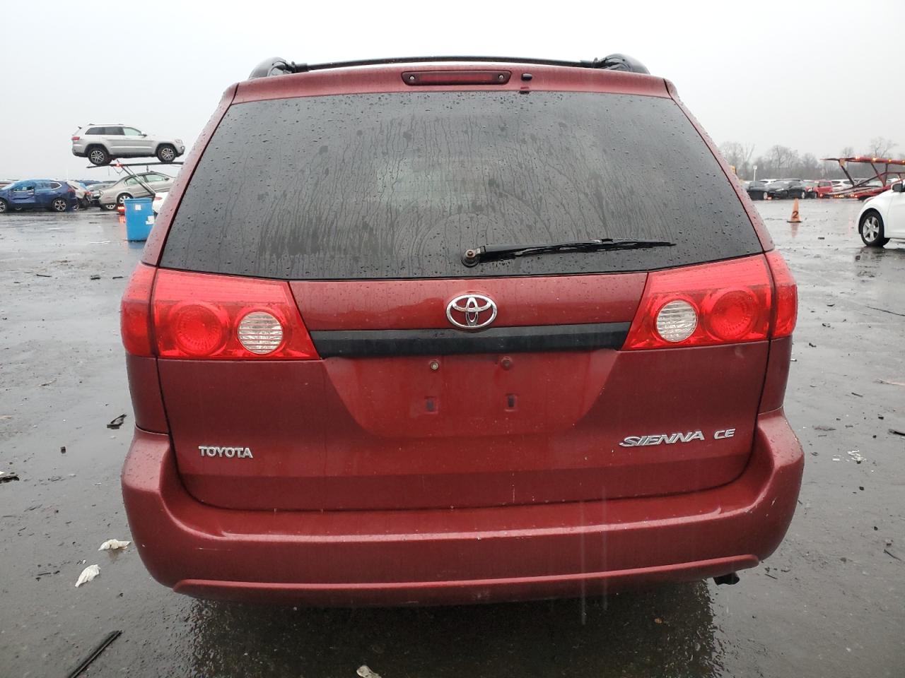 Photo 5 VIN: 5TDZK23C28S190511 - TOYOTA SIENNA 