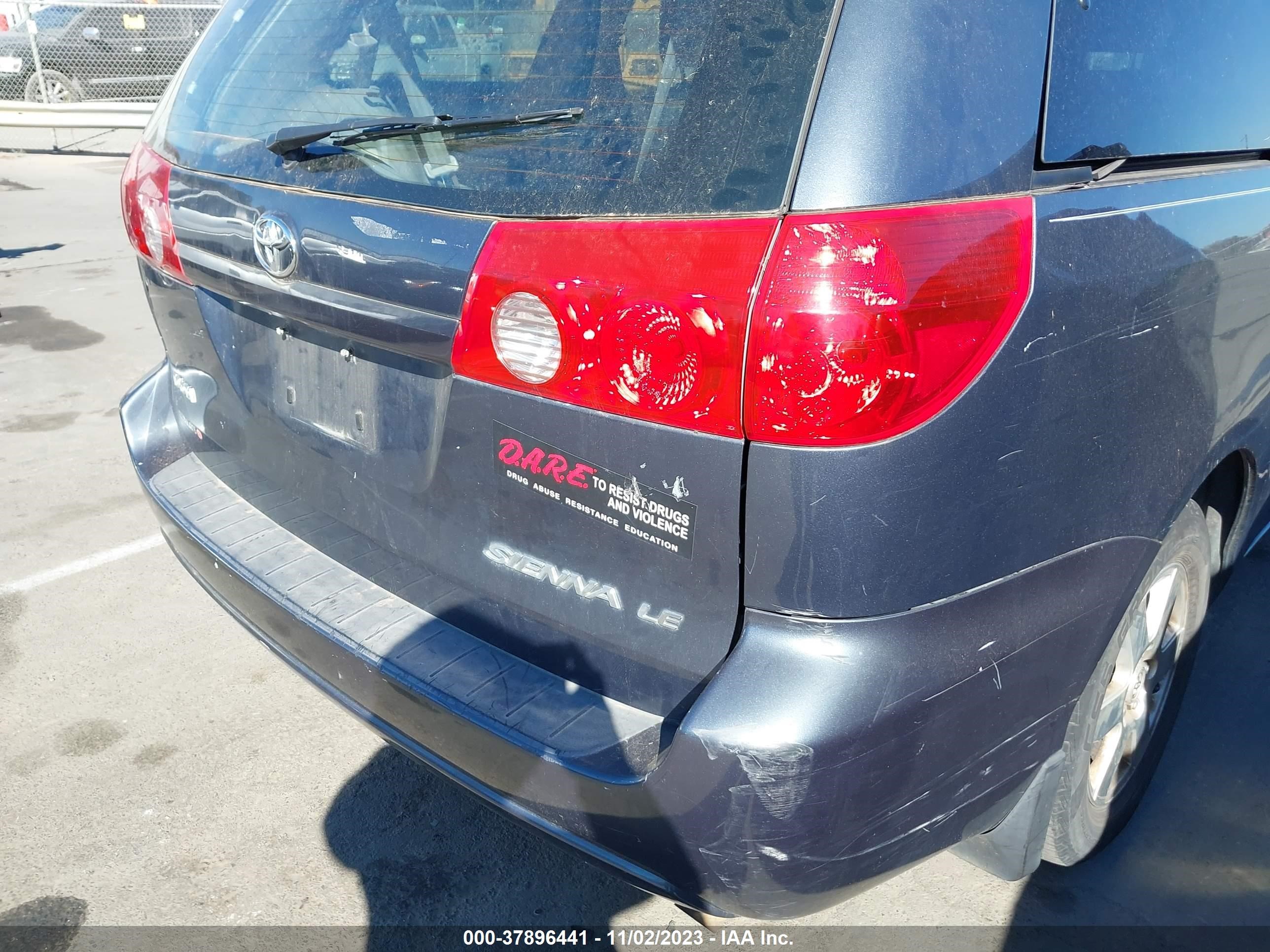 Photo 5 VIN: 5TDZK23C28S207775 - TOYOTA SIENNA 