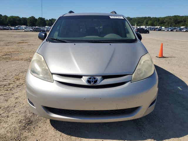 Photo 4 VIN: 5TDZK23C37S017935 - TOYOTA SIENNA CE 