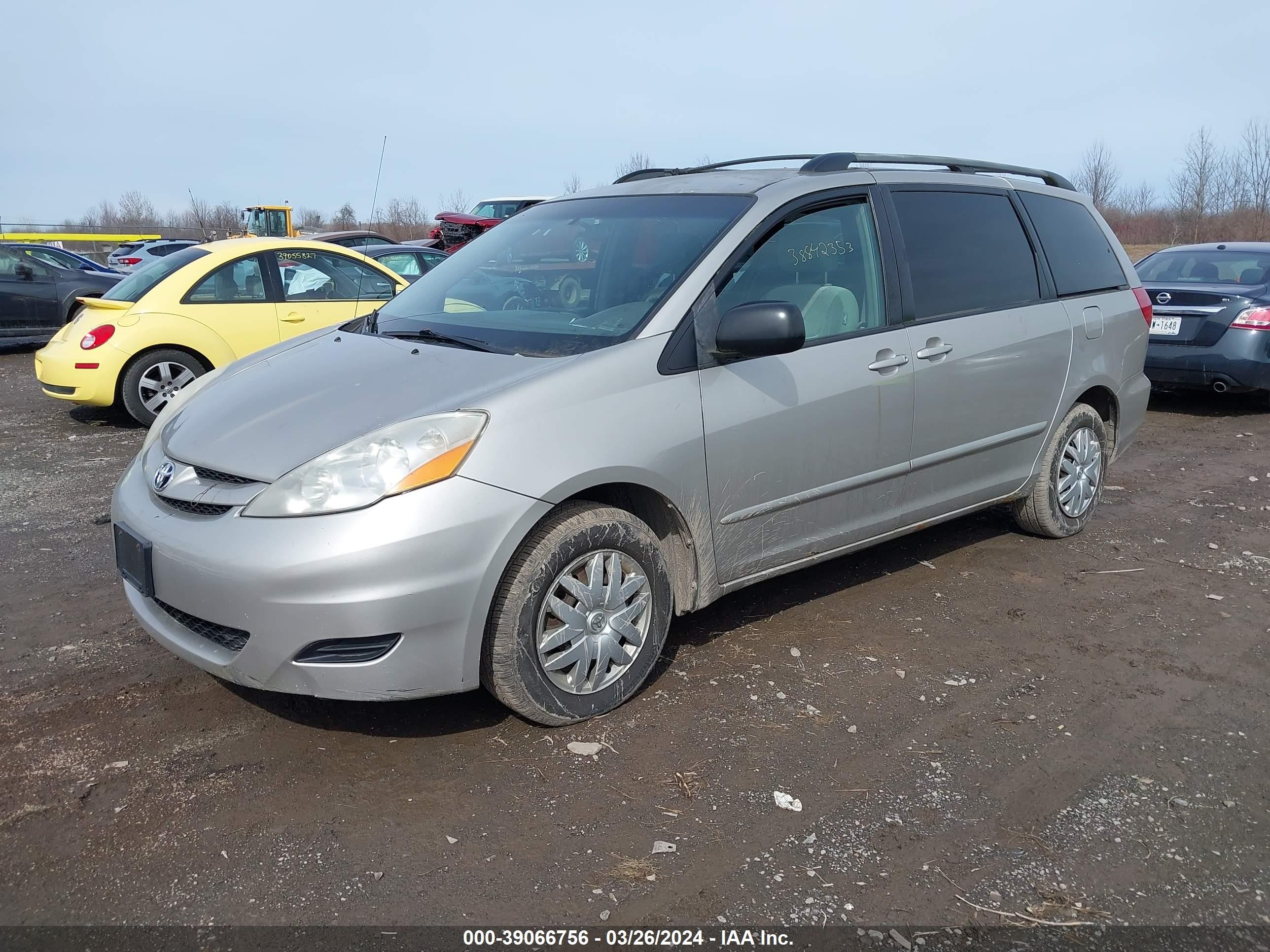 Photo 1 VIN: 5TDZK23C37S064673 - TOYOTA SIENNA 