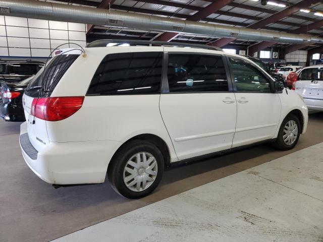 Photo 2 VIN: 5TDZK23C38S128356 - TOYOTA SIENNA CE 