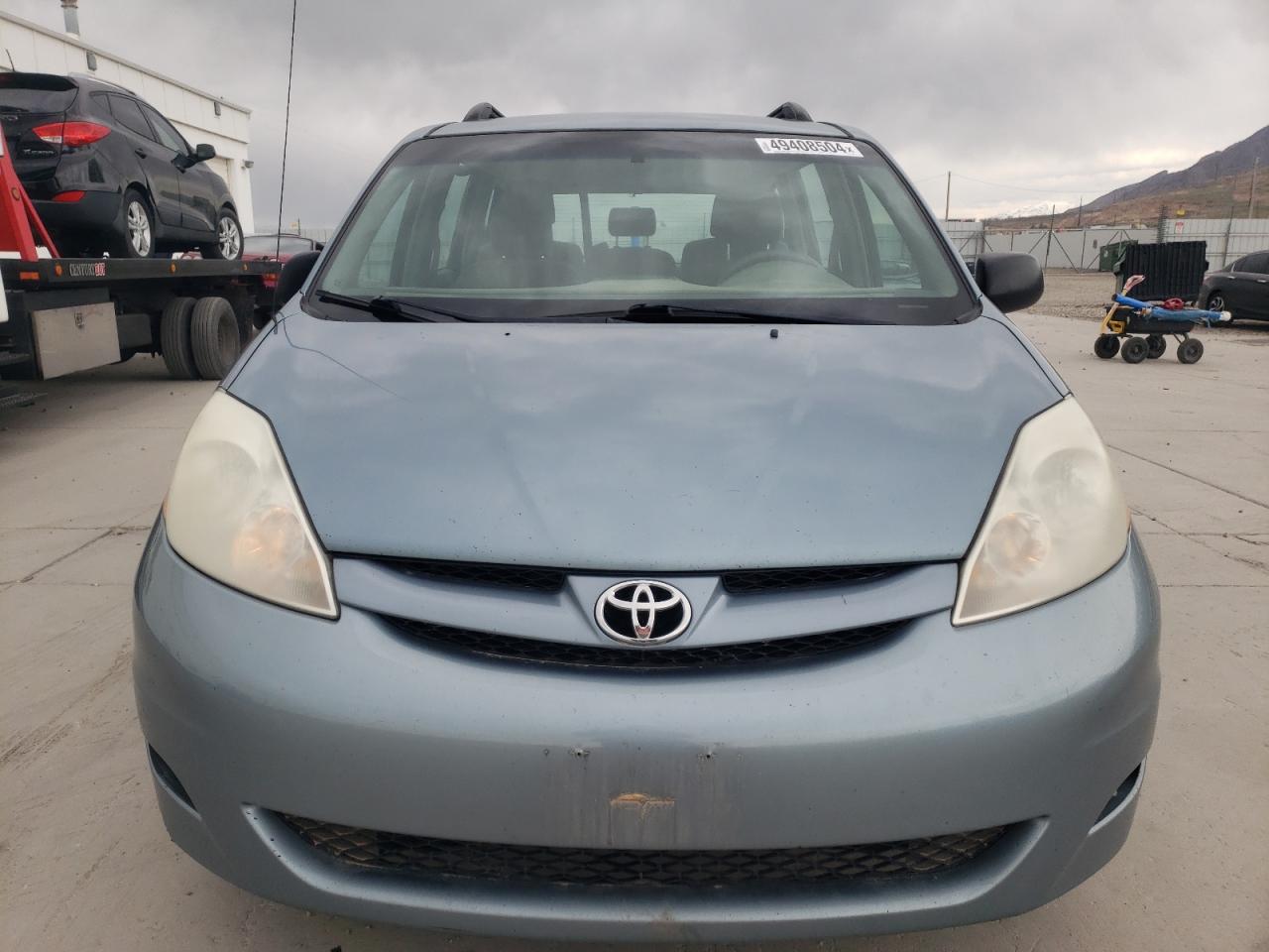 Photo 4 VIN: 5TDZK23C38S219904 - TOYOTA SIENNA 