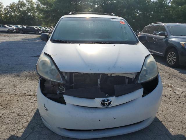 Photo 4 VIN: 5TDZK23C39S258770 - TOYOTA SIENNA CE 