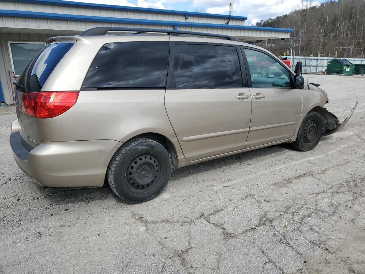 Photo 2 VIN: 5TDZK23C39S269221 - TOYOTA SIENNA 