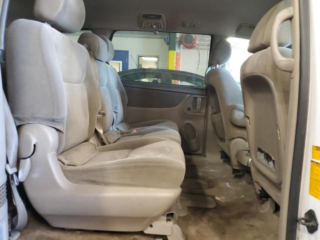 Photo 10 VIN: 5TDZK23C47S021170 - TOYOTA SIENNA CE 