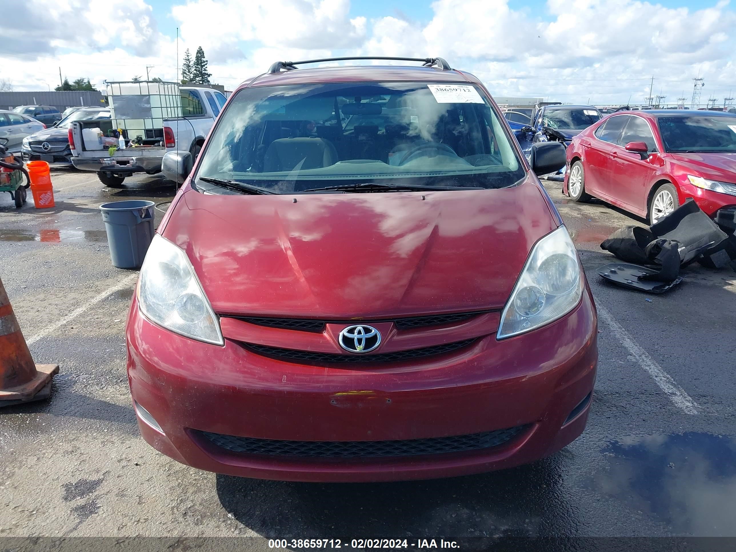 Photo 11 VIN: 5TDZK23C49S244277 - TOYOTA SIENNA 