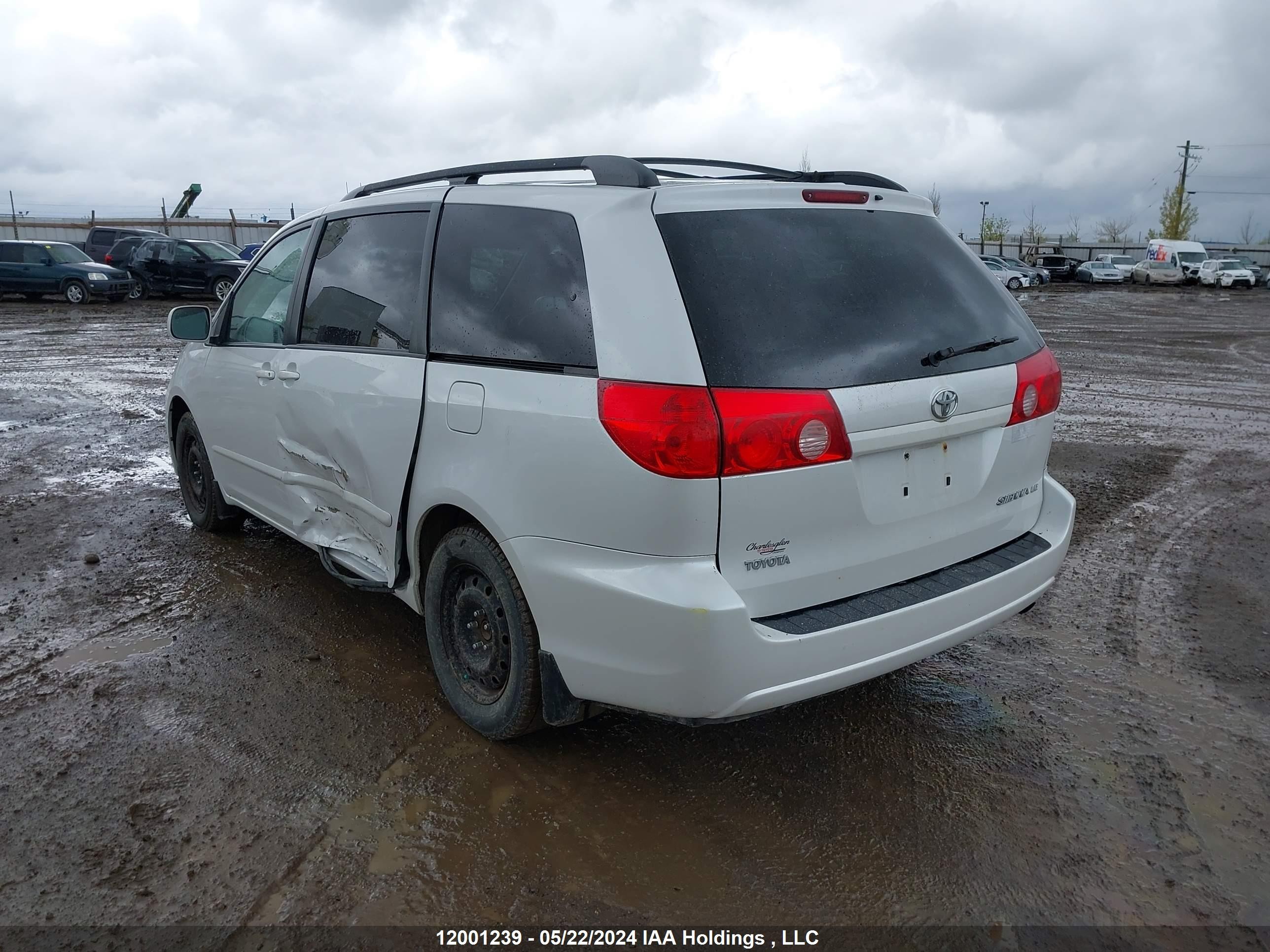 Photo 2 VIN: 5TDZK23C58S175050 - TOYOTA SIENNA 