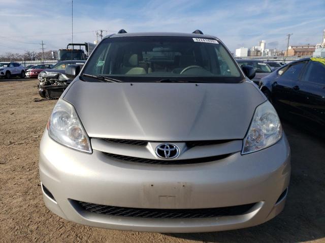 Photo 4 VIN: 5TDZK23C58S211397 - TOYOTA SIENNA CE 