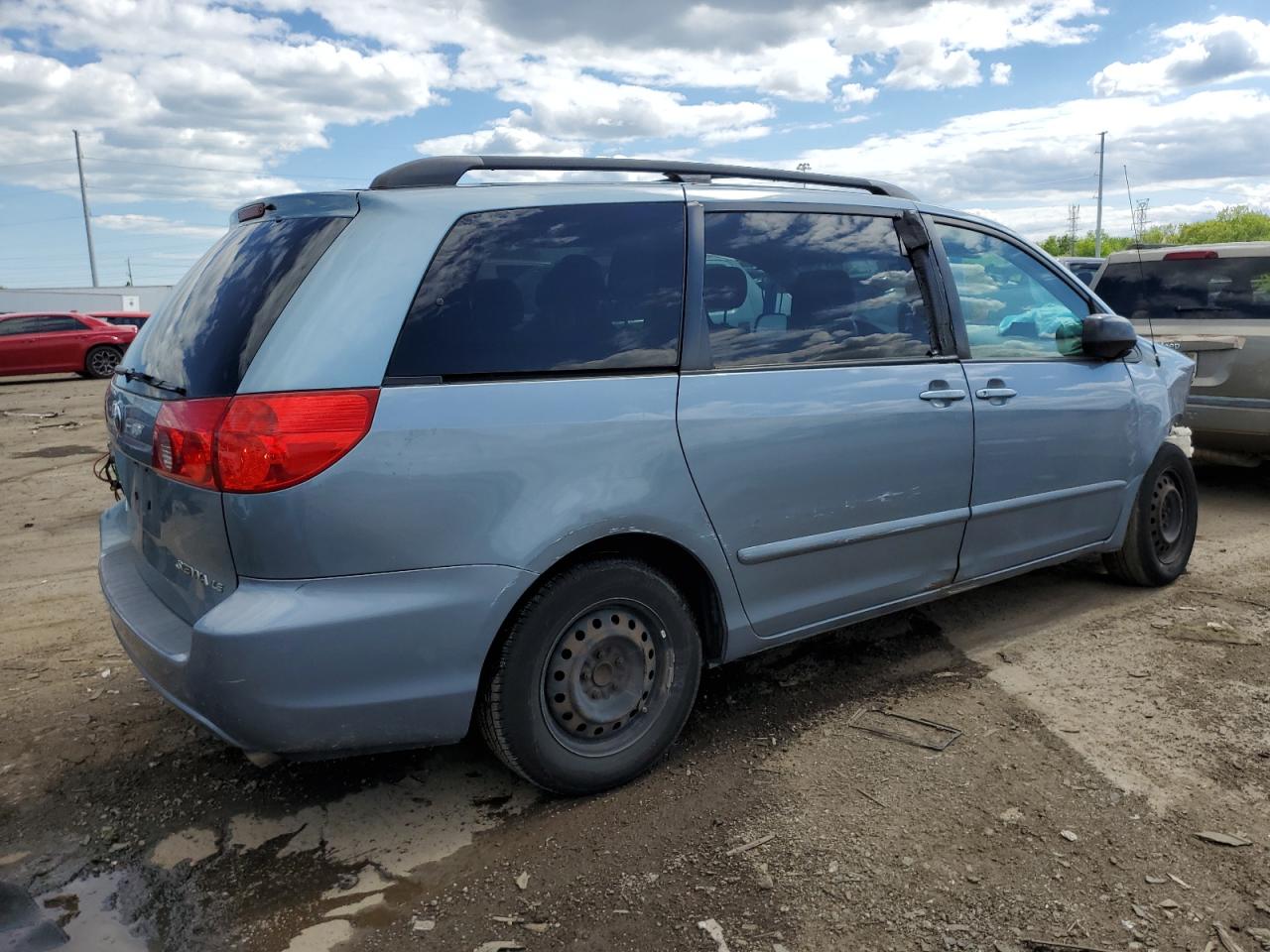 Photo 2 VIN: 5TDZK23C58S222433 - TOYOTA SIENNA 