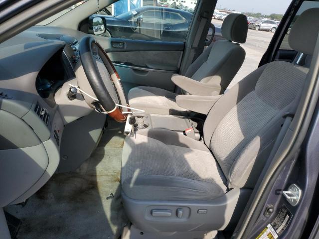 Photo 6 VIN: 5TDZK23C67S065977 - TOYOTA SIENNA CE 