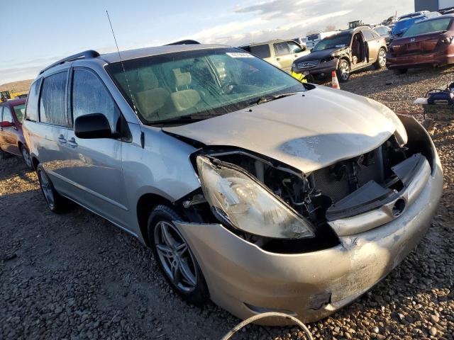 Photo 3 VIN: 5TDZK23C67S093620 - TOYOTA SIENNA CE 