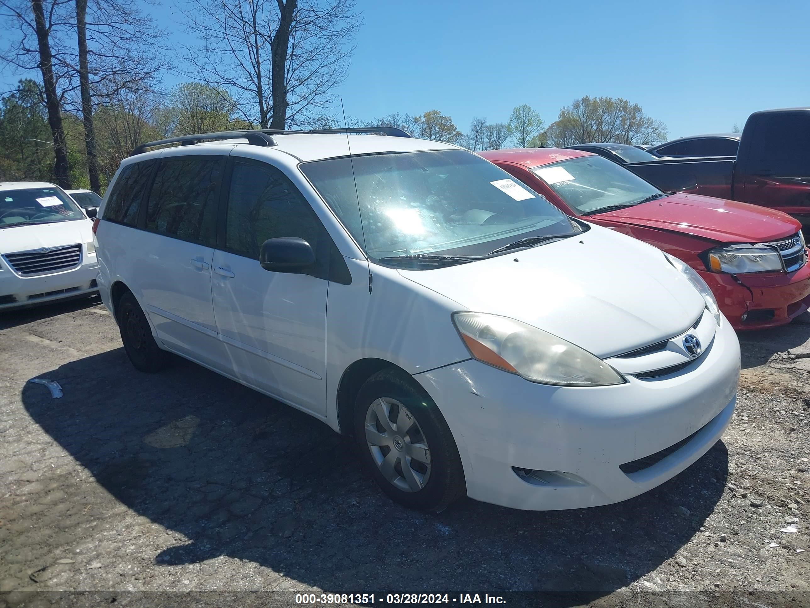 Photo 0 VIN: 5TDZK23C68S110269 - TOYOTA SIENNA 