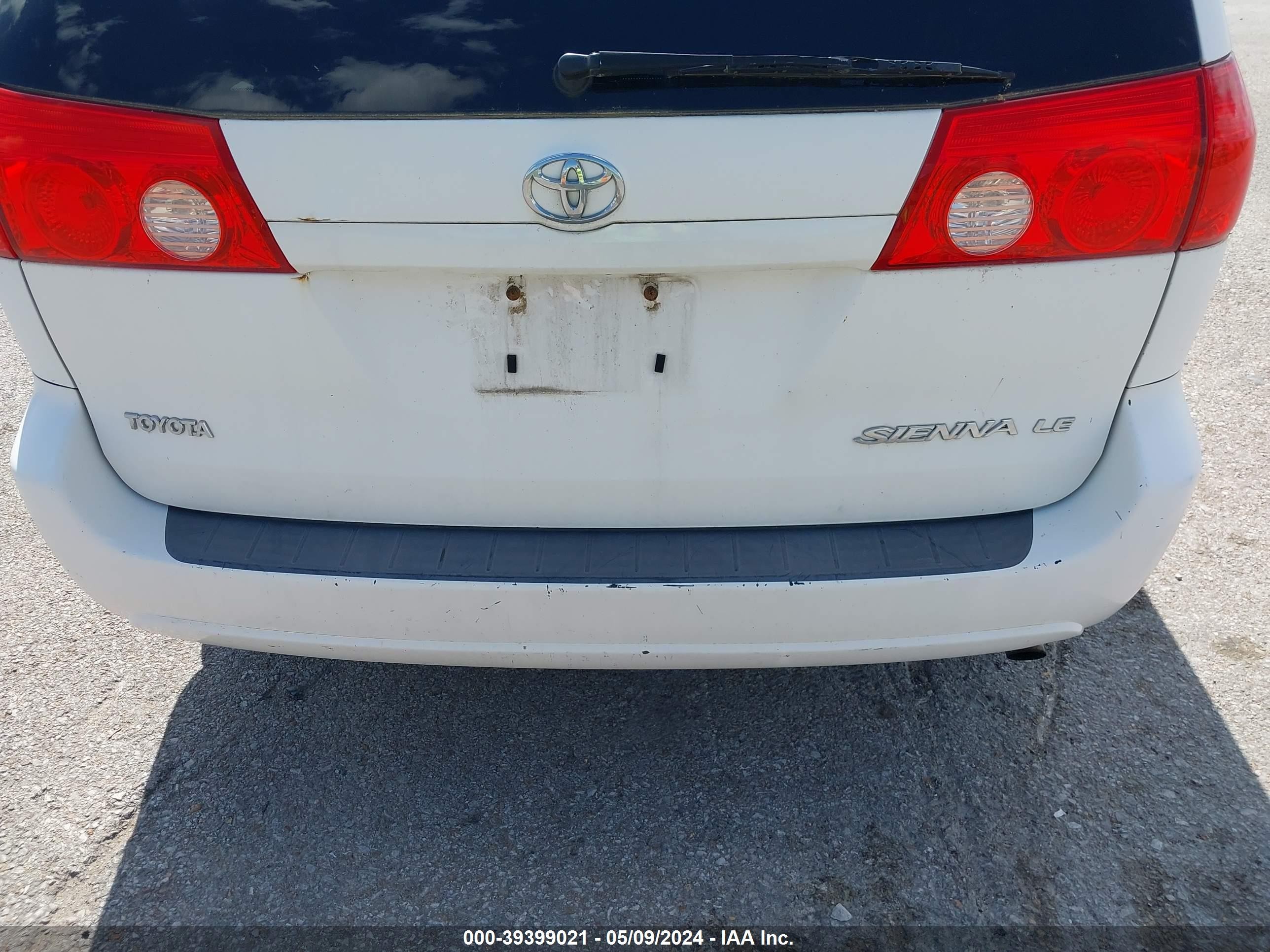 Photo 12 VIN: 5TDZK23C68S212655 - TOYOTA SIENNA 