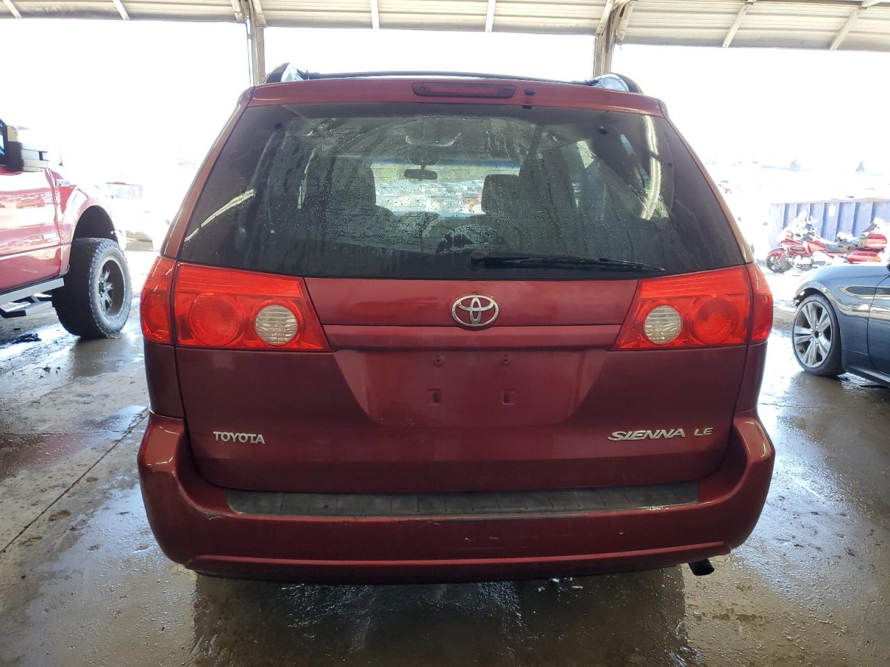 Photo 5 VIN: 5TDZK23C69S261596 - TOYOTA SIENNA 