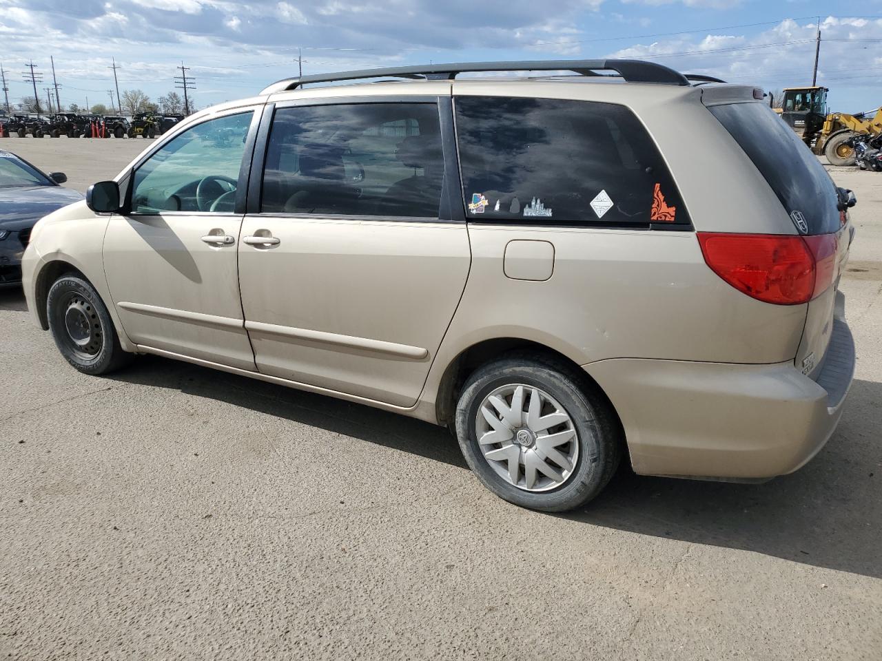 Photo 1 VIN: 5TDZK23C77S041347 - TOYOTA SIENNA 