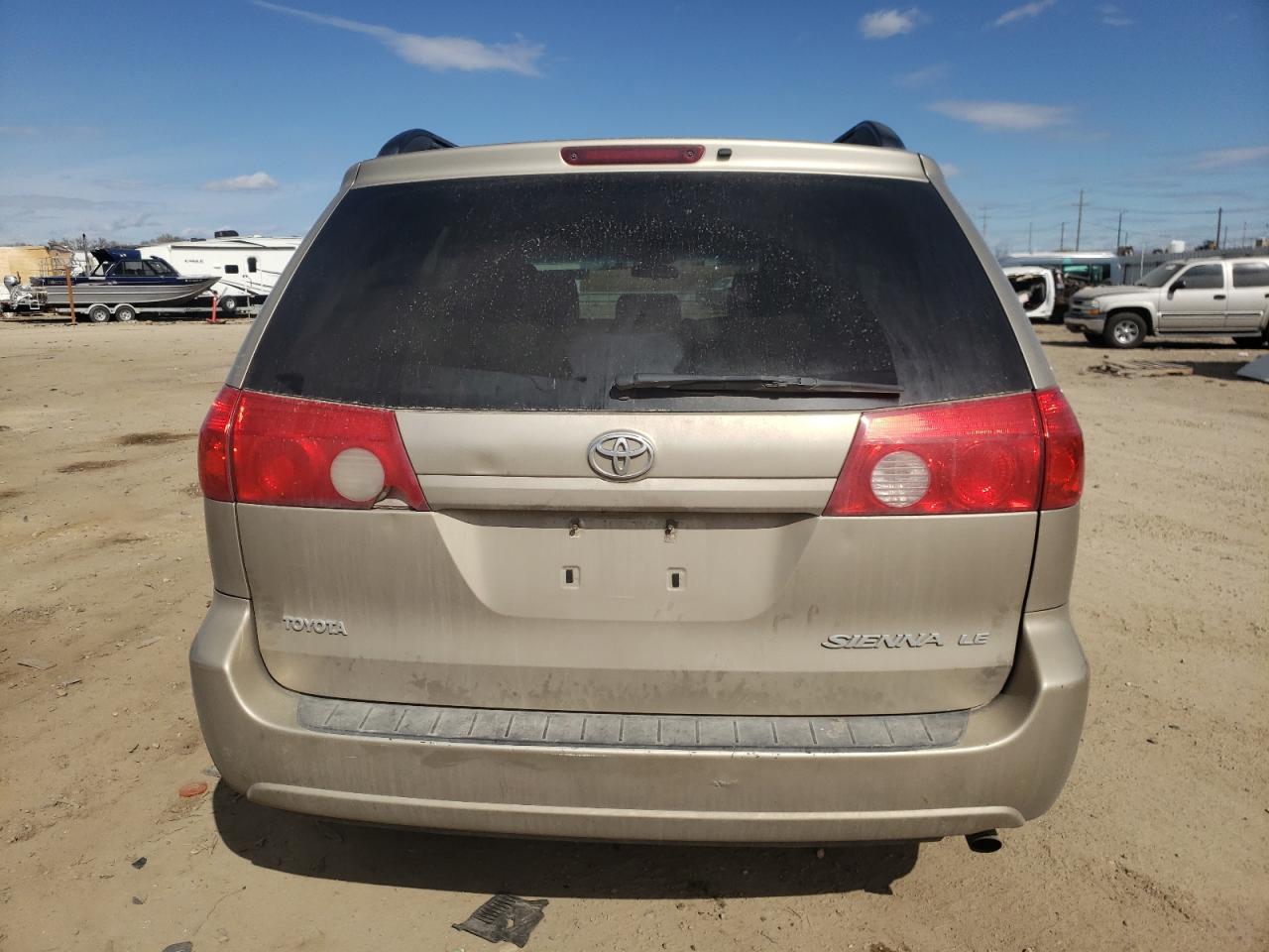 Photo 5 VIN: 5TDZK23C78S212339 - TOYOTA SIENNA 