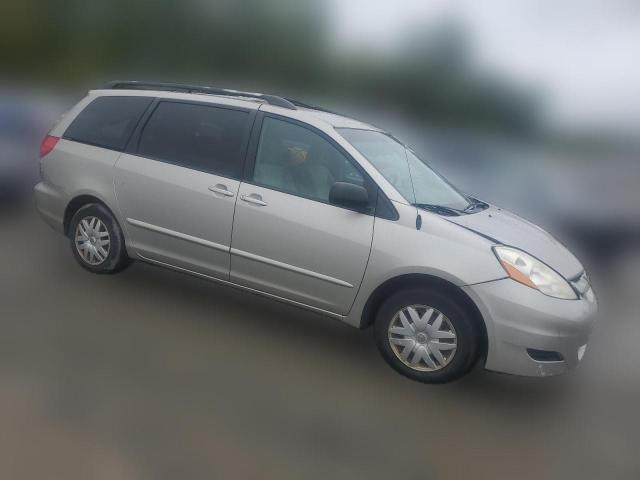 Photo 3 VIN: 5TDZK23C79S274194 - TOYOTA SIENNA CE 