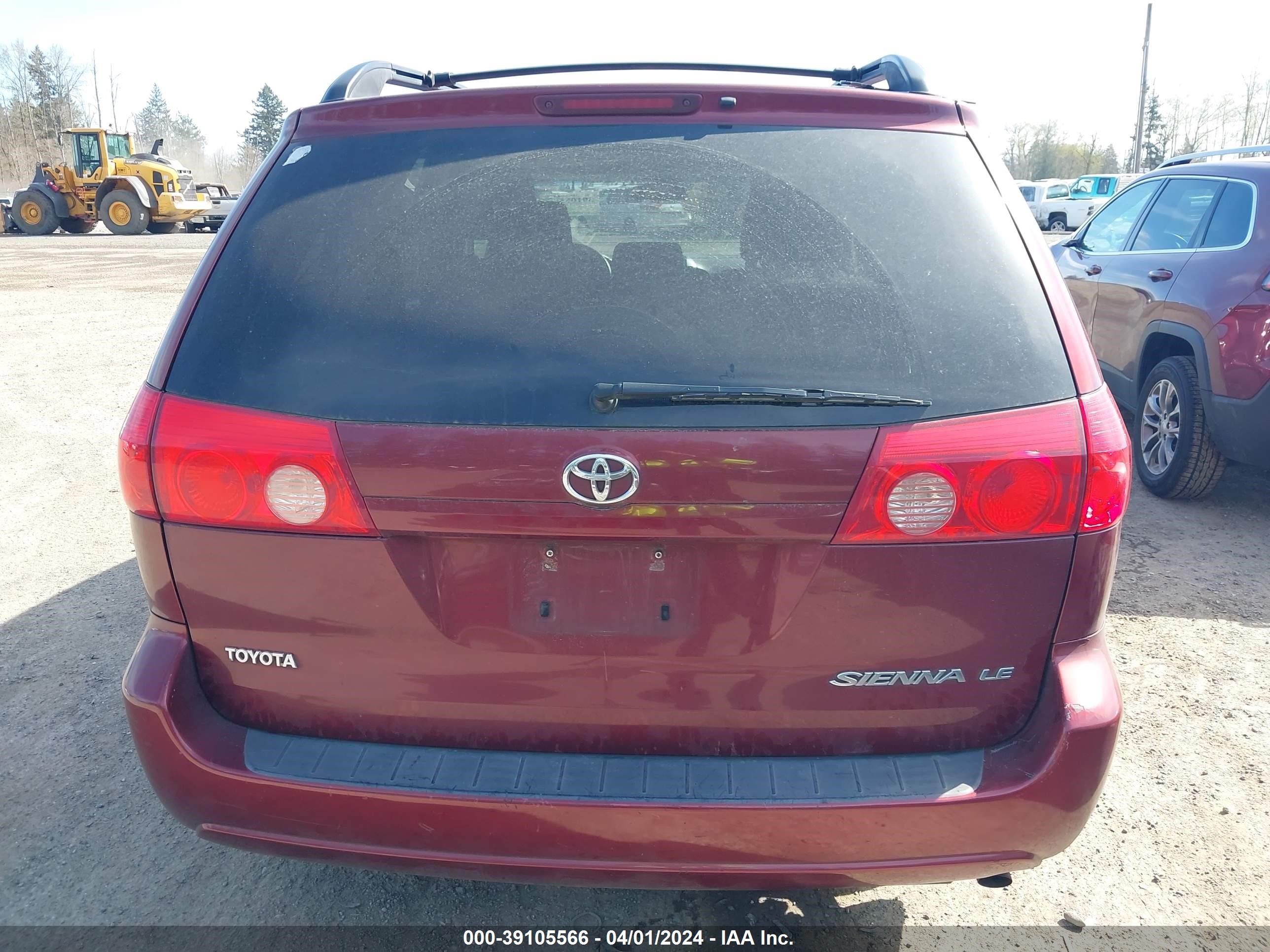 Photo 15 VIN: 5TDZK23C79S285664 - TOYOTA SIENNA 