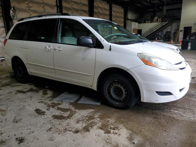 Photo 3 VIN: 5TDZK23C87S068105 - TOYOTA SIENNA CE 