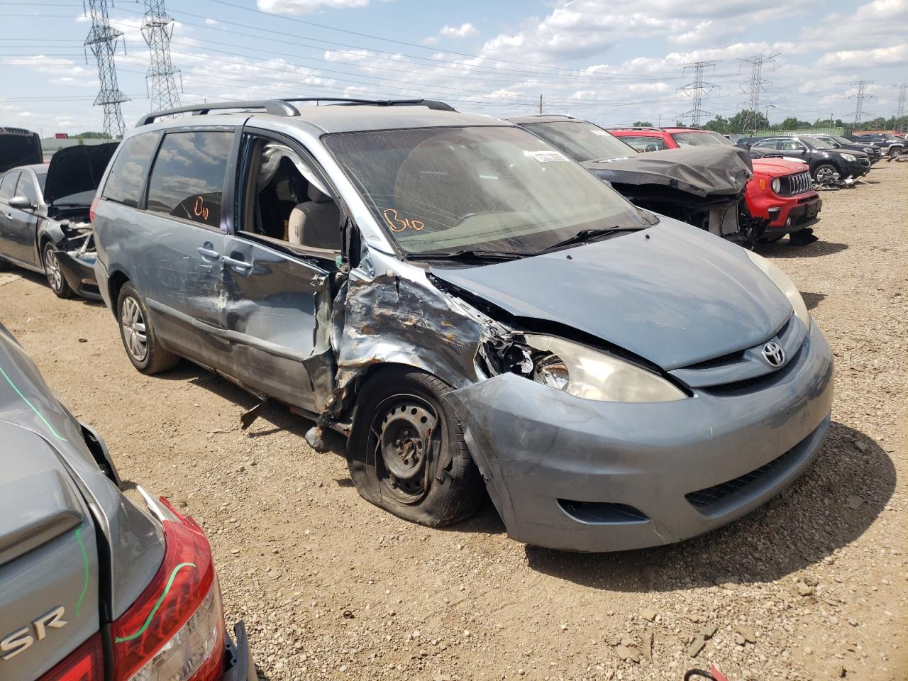 Photo 3 VIN: 5TDZK23C88S103775 - TOYOTA SIENNA 