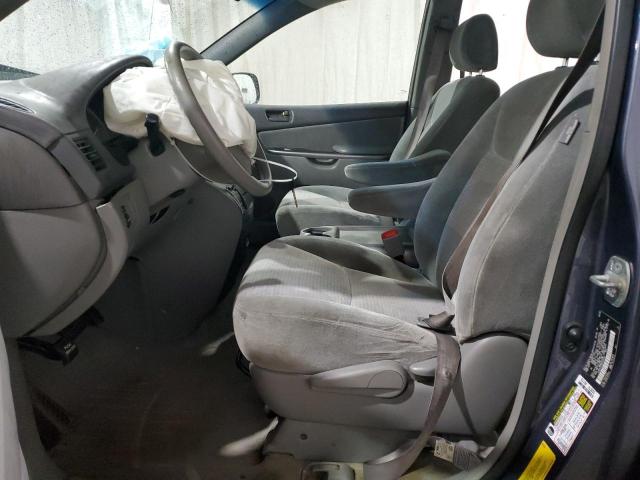 Photo 6 VIN: 5TDZK23C88S202466 - TOYOTA SIENNA CE 