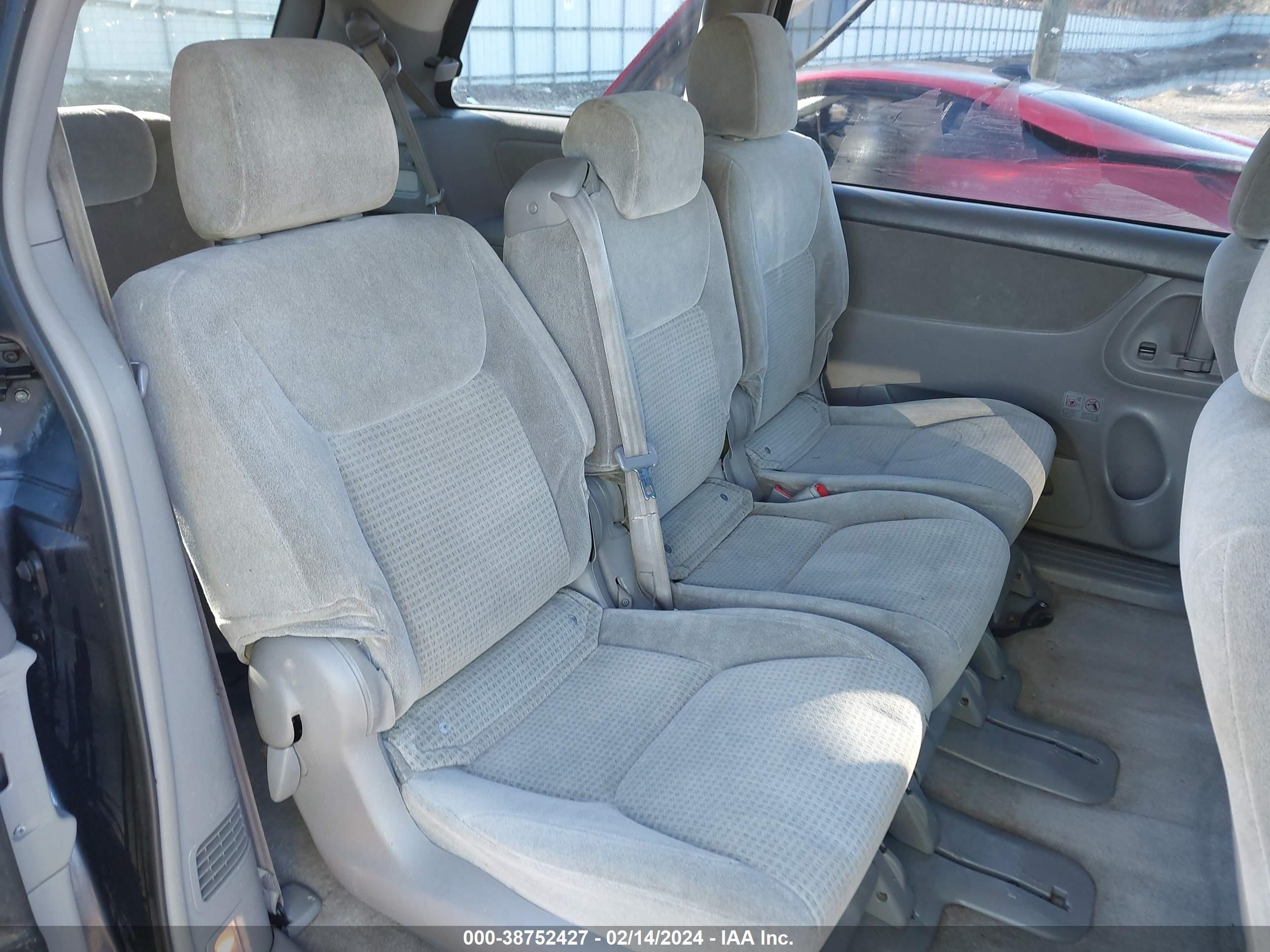 Photo 7 VIN: 5TDZK23C97S006454 - TOYOTA SIENNA 