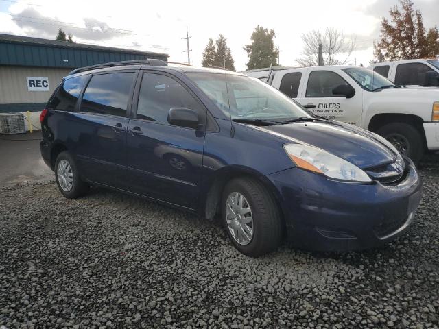 Photo 3 VIN: 5TDZK23C97S030401 - TOYOTA SIENNA CE 