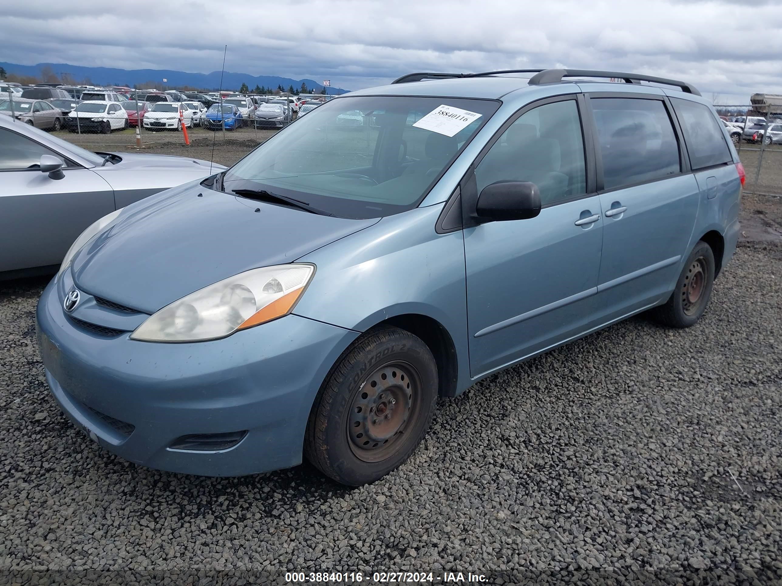 Photo 1 VIN: 5TDZK23C97S085964 - TOYOTA SIENNA 