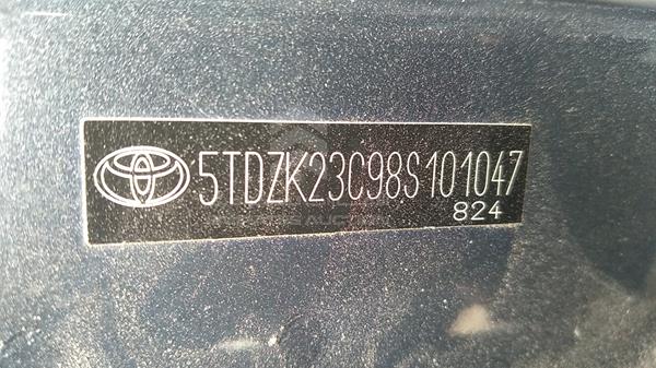 Photo 3 VIN: 5TDZK23C98S101047 - TOYOTA SIENNA 