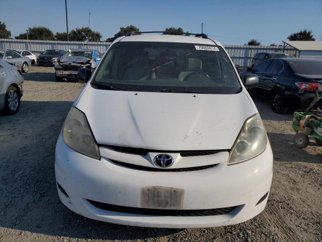 Photo 4 VIN: 5TDZK23C98S122710 - TOYOTA SIENNA CE 