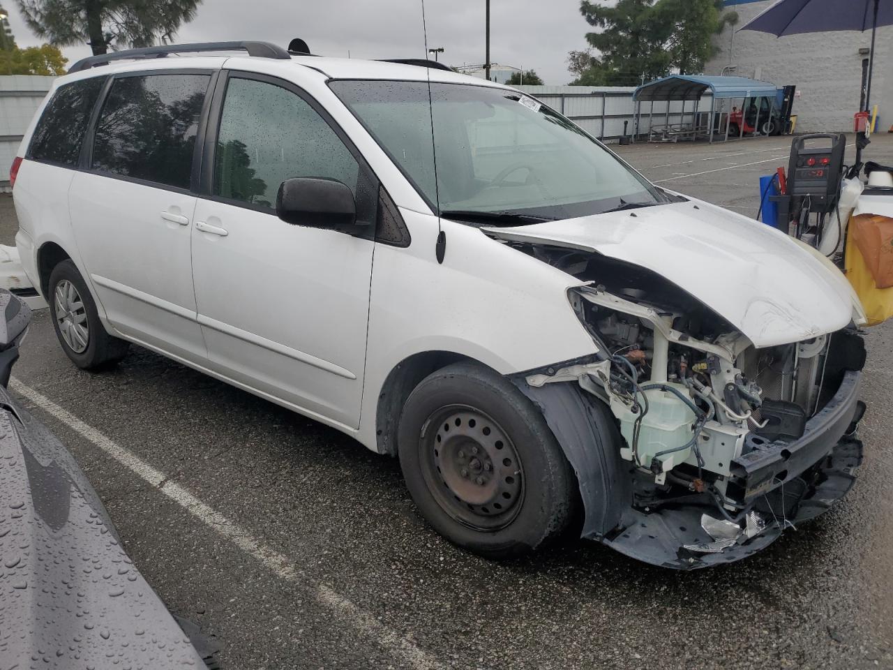 Photo 3 VIN: 5TDZK23C99S242783 - TOYOTA SIENNA 