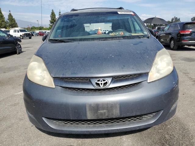 Photo 4 VIN: 5TDZK23CX7S018421 - TOYOTA SIENNA CE 