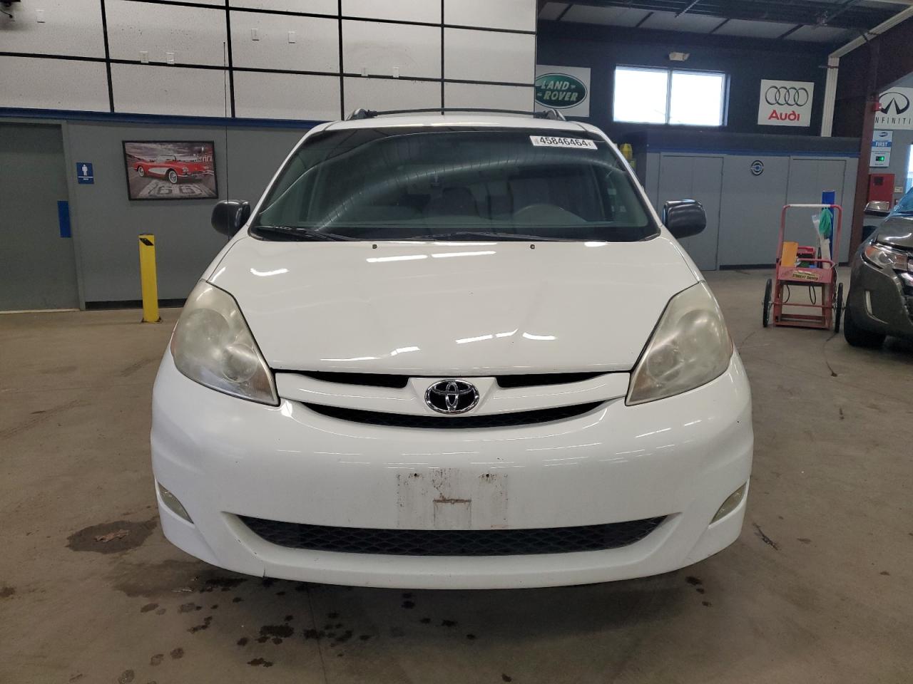 Photo 4 VIN: 5TDZK23CX7S077839 - TOYOTA SIENNA 