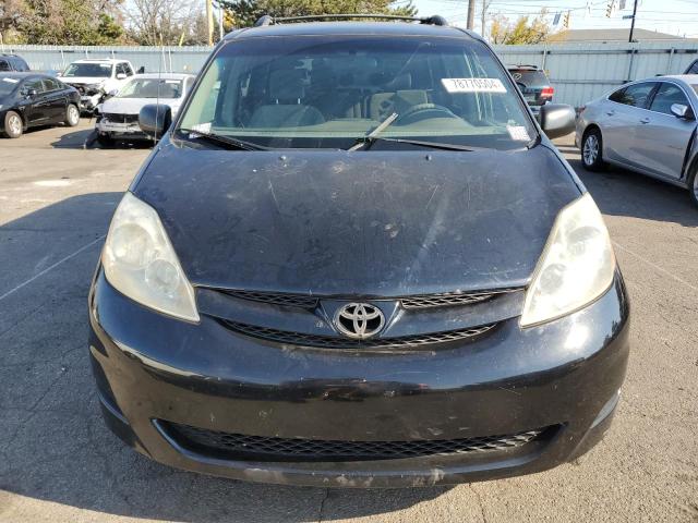 Photo 4 VIN: 5TDZK23CX8S106502 - TOYOTA SIENNA 