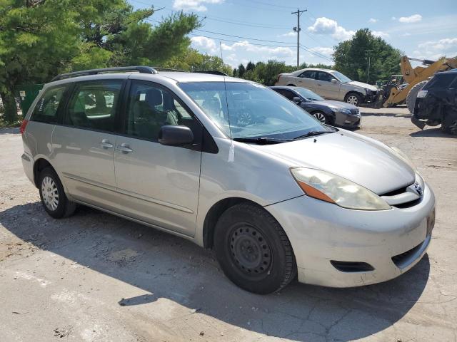 Photo 3 VIN: 5TDZK23CX9S266056 - TOYOTA SIENNA CE 