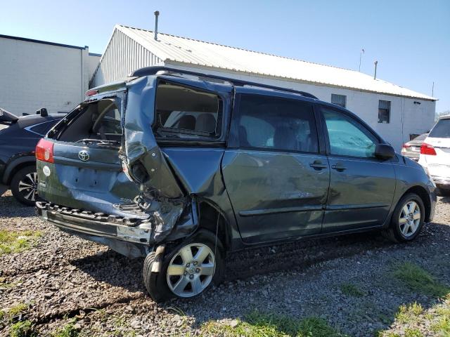 Photo 2 VIN: 5TDZK23CX9S272987 - TOYOTA SIENNA CE 