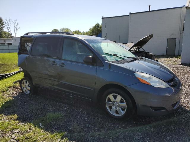 Photo 3 VIN: 5TDZK23CX9S272987 - TOYOTA SIENNA CE 