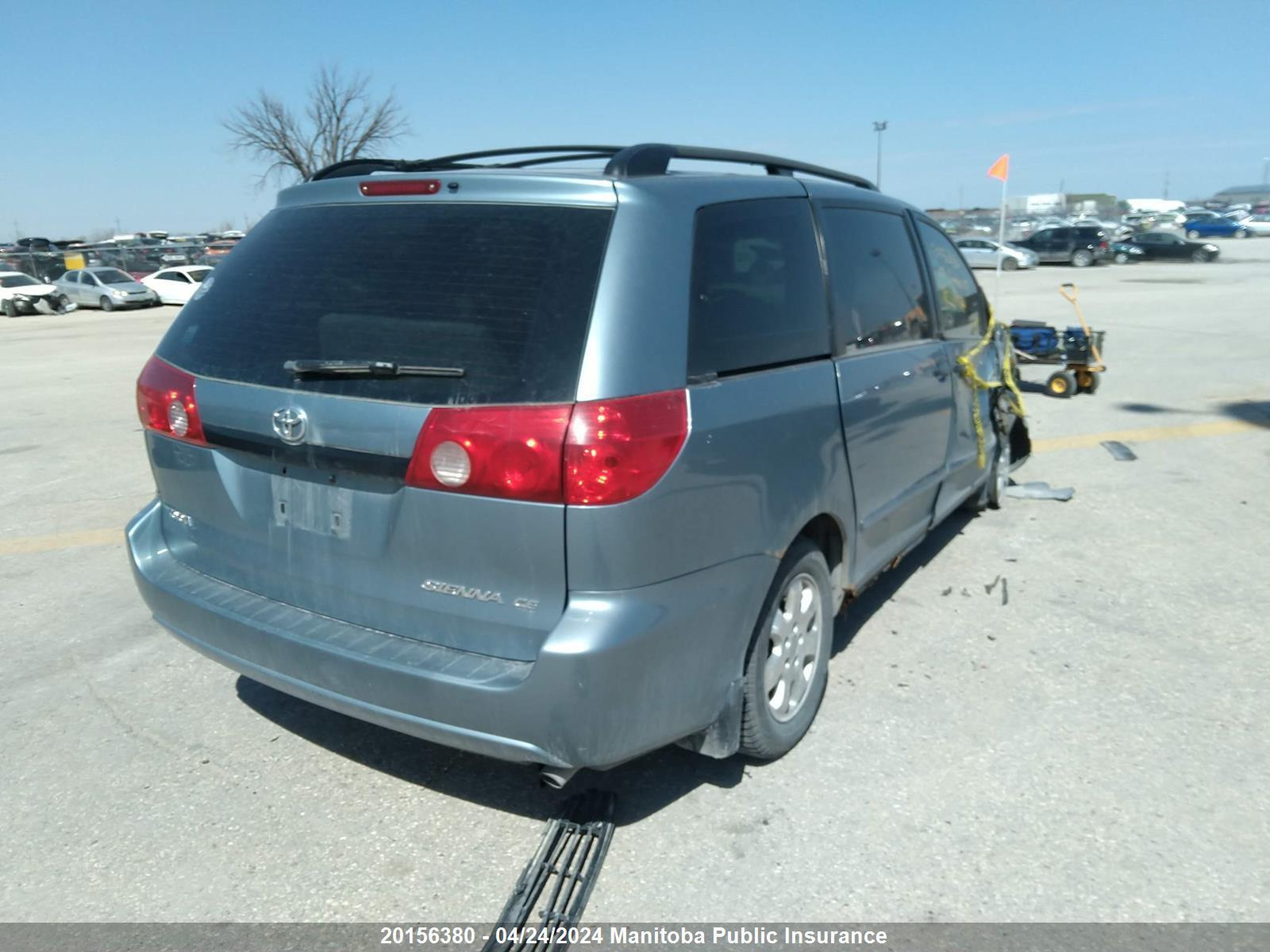 Photo 3 VIN: 5TDZK29C27S074814 - TOYOTA NULL 