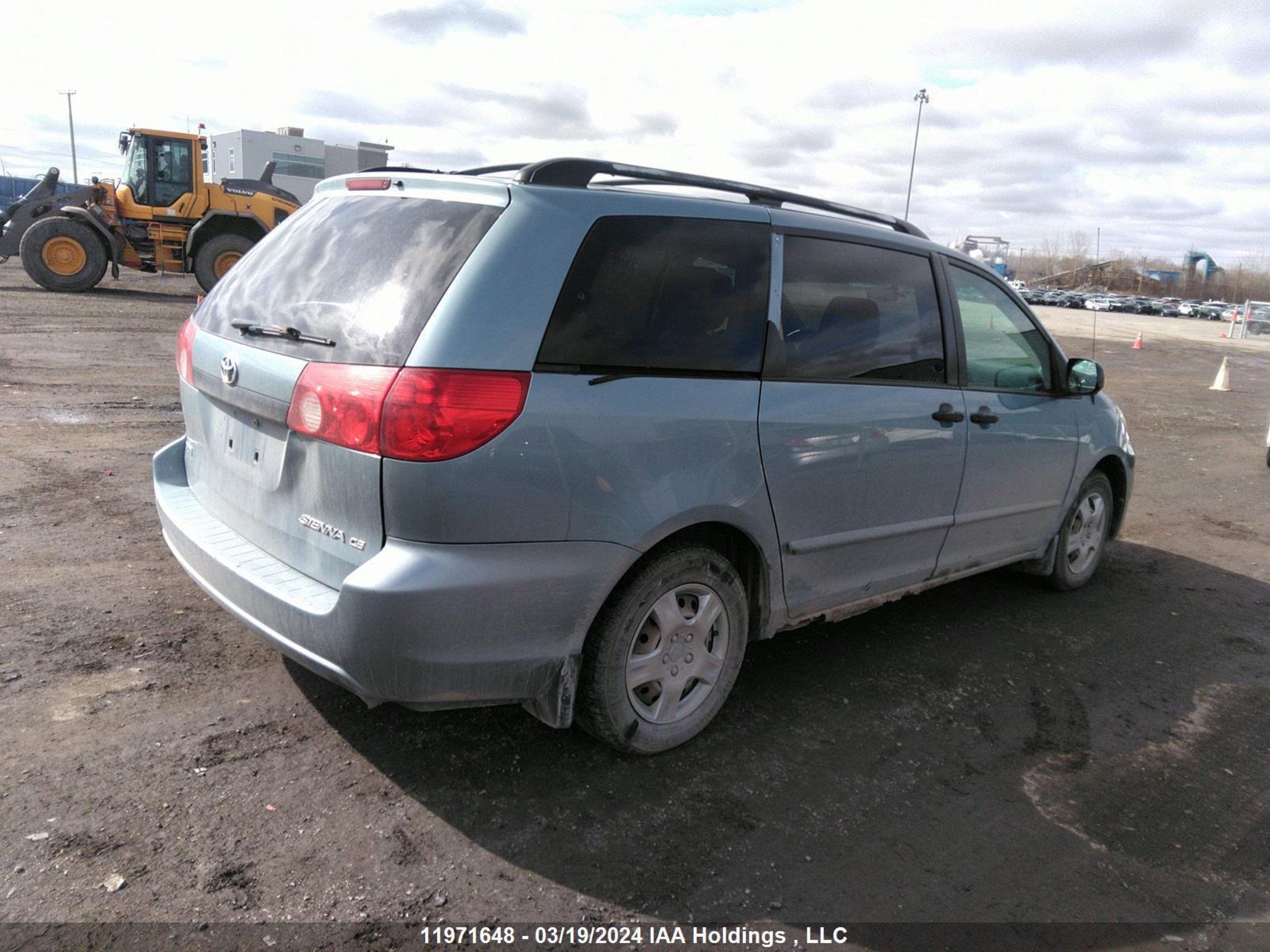 Photo 3 VIN: 5TDZK29C39S279450 - TOYOTA SIENNA 