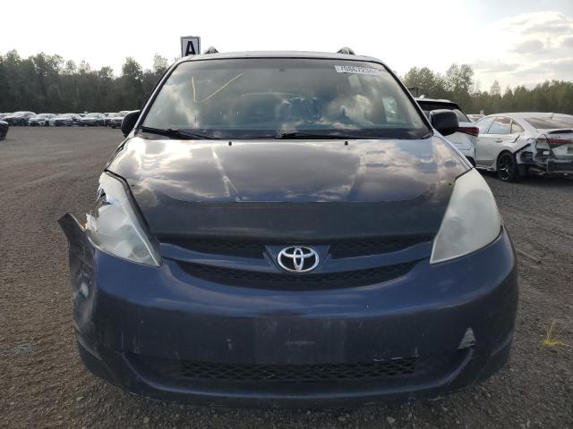 Photo 4 VIN: 5TDZK29C47S073695 - TOYOTA SIENNA CE 