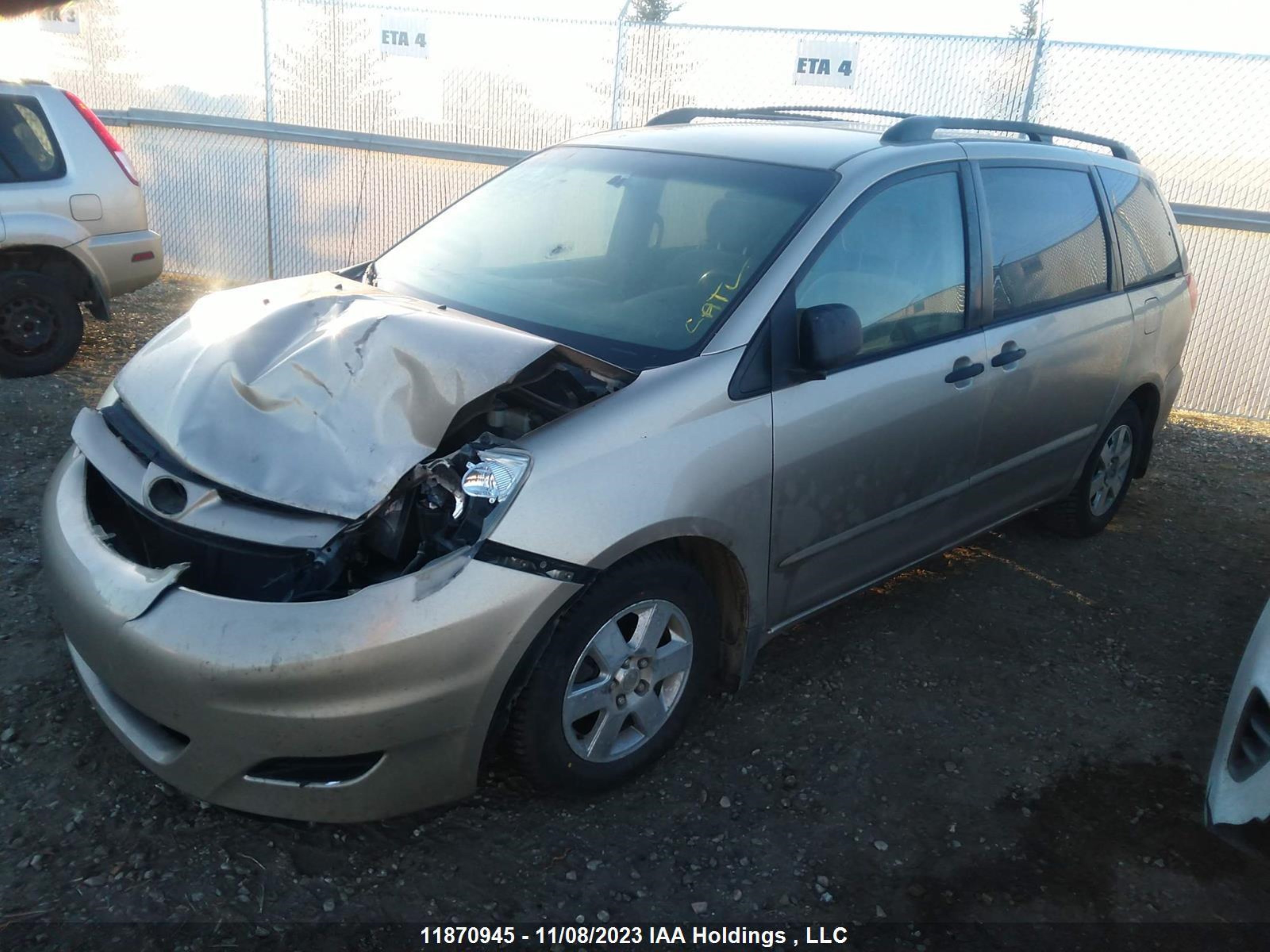 Photo 1 VIN: 5TDZK29CX8S139636 - TOYOTA SIENNA 