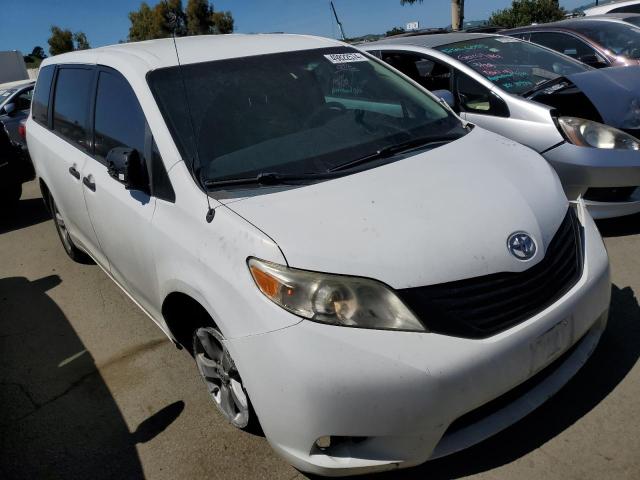 Photo 3 VIN: 5TDZK3DC0CS177446 - TOYOTA SIENNA 