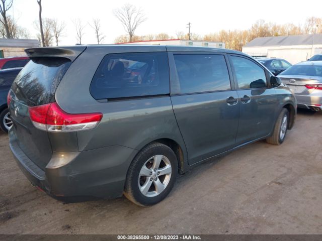 Photo 3 VIN: 5TDZK3DC0CS182954 - TOYOTA SIENNA 