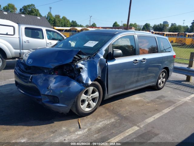 Photo 1 VIN: 5TDZK3DC0FS568388 - TOYOTA SIENNA 