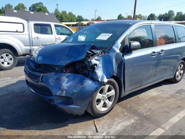 Photo 5 VIN: 5TDZK3DC0FS568388 - TOYOTA SIENNA 